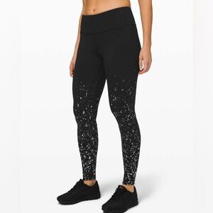 Lululemon Speed Wunder Tight 28" *Speckle Shine
Black / Deep Coal / Silver
